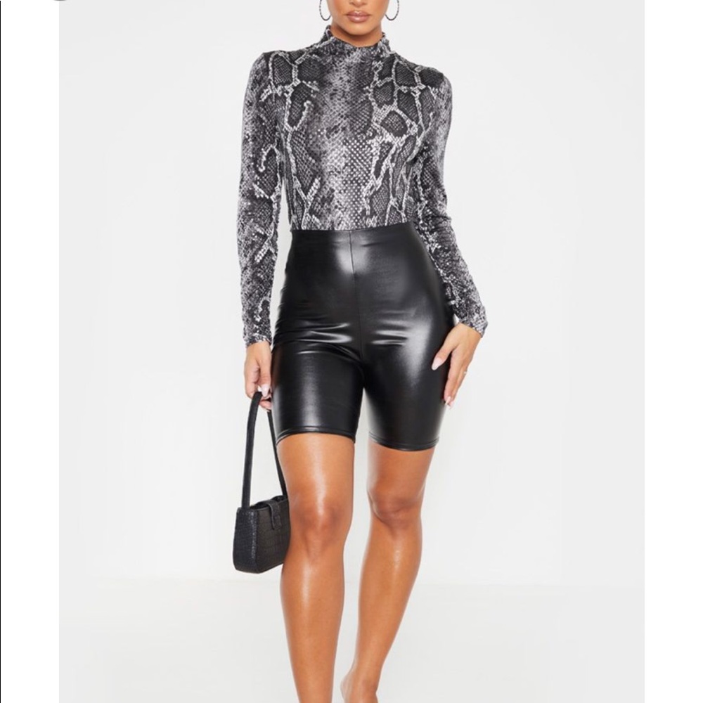 ✨NEW✨ Grey Snake Sequin High Neck Bodysuit